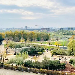 Panoramic Park And Penthouses Retreat Apartment